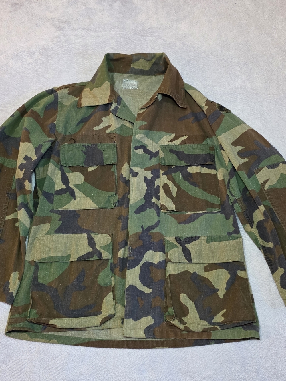 US Military Woodland Camo BDU Combat Coat Small Short